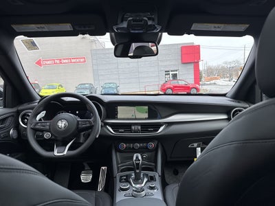 2025 Alfa Romeo Stelvio AWD