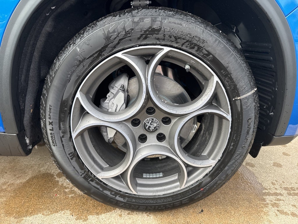 2025 Alfa Romeo Stelvio AWD