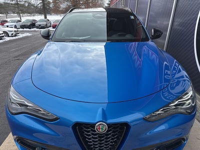 2025 Alfa Romeo Stelvio AWD