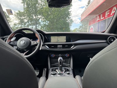 2025 Alfa Romeo Stelvio Intensa AWD