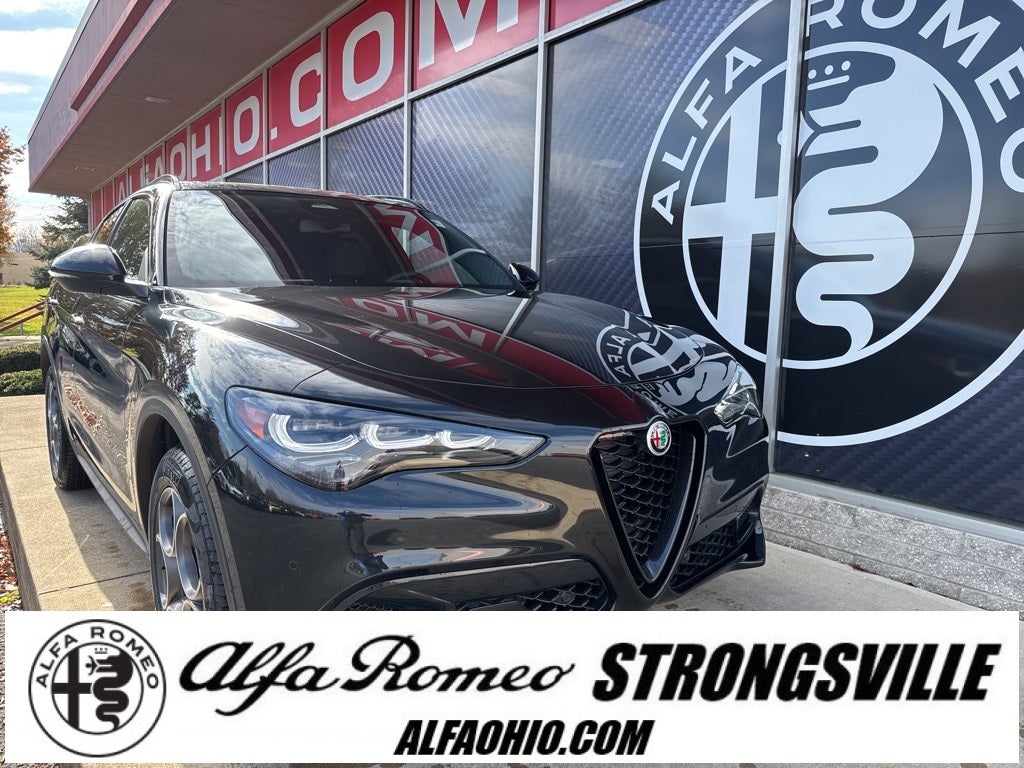 2025 Alfa Romeo Stelvio AWD