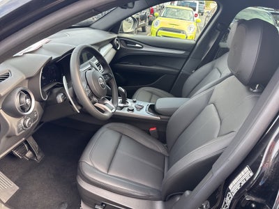 2025 Alfa Romeo Stelvio AWD
