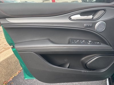 2025 Alfa Romeo Stelvio Intensa AWD
