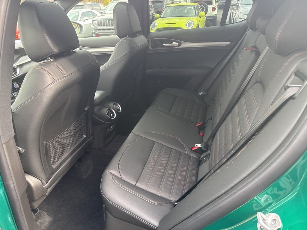 2025 Alfa Romeo Stelvio Intensa AWD