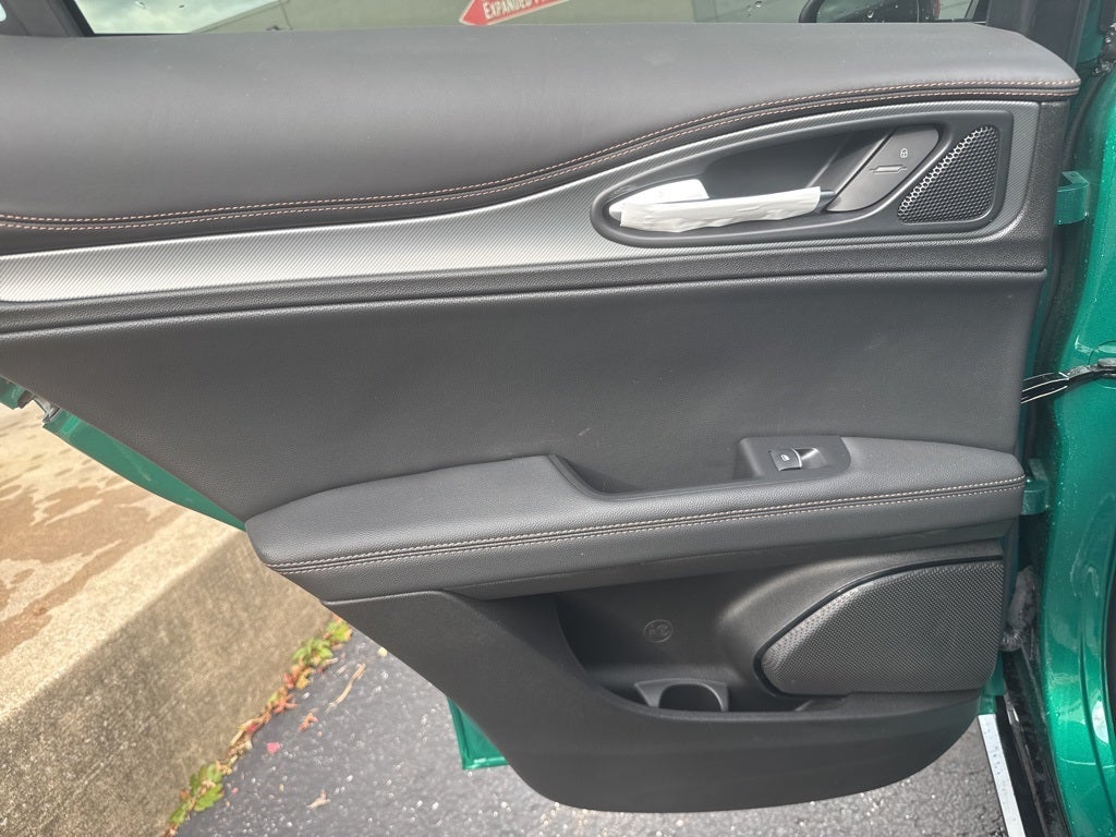 2025 Alfa Romeo Stelvio Intensa AWD