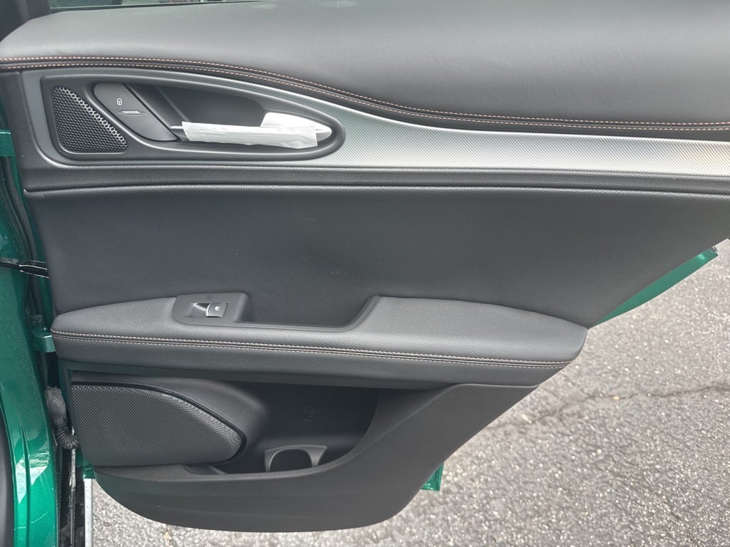 2025 Alfa Romeo Stelvio Intensa AWD
