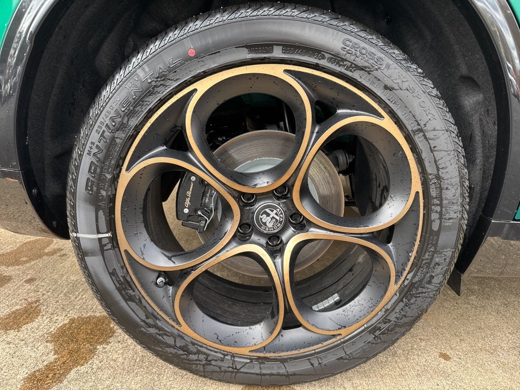 2025 Alfa Romeo Stelvio Intensa AWD