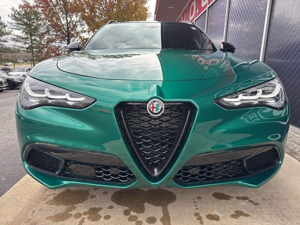 2025 Alfa Romeo Stelvio Intensa AWD