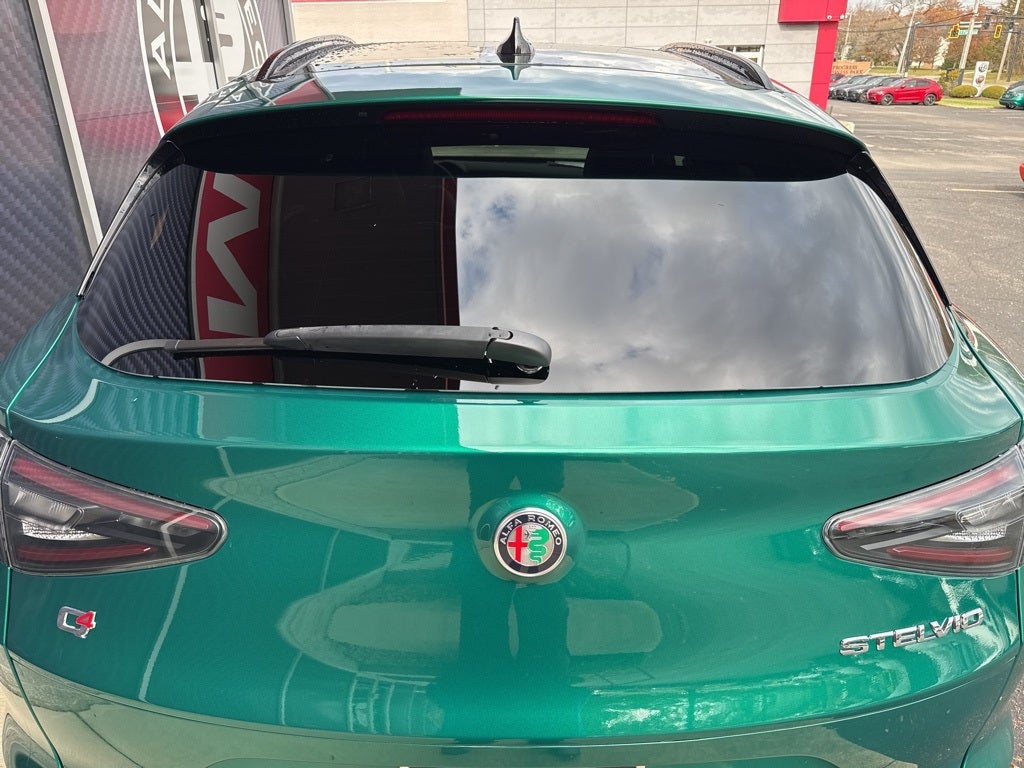 2025 Alfa Romeo Stelvio Intensa AWD