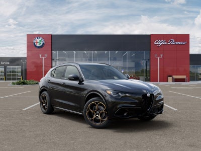 2025 Alfa Romeo Stelvio Base