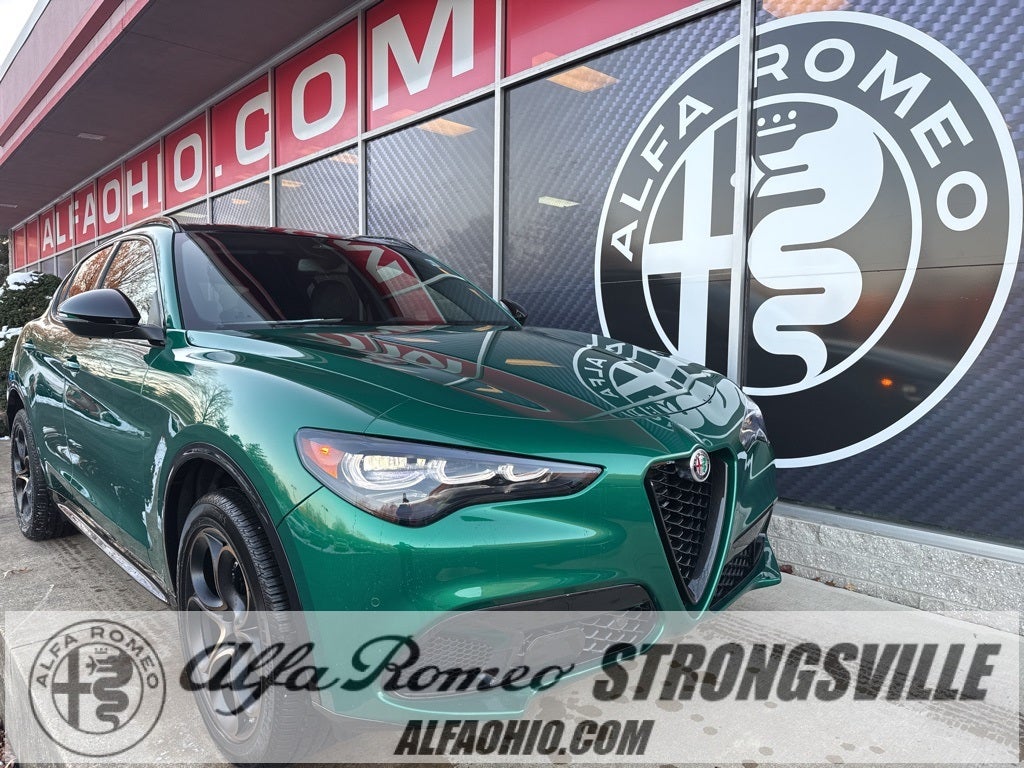 2025 Alfa Romeo Stelvio Intensa AWD