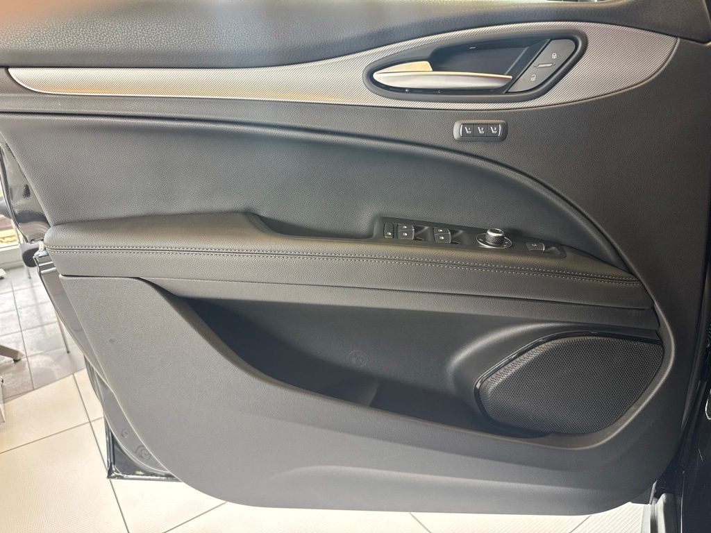 2026 Alfa Romeo Stelvio Sprint AWD