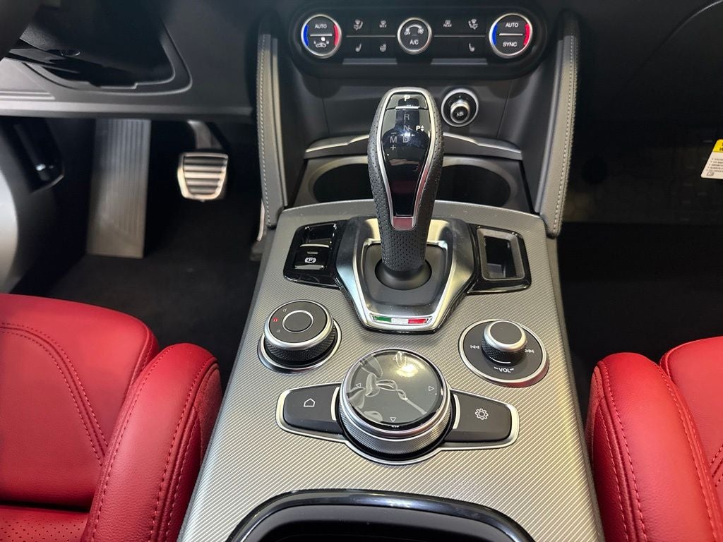 2026 Alfa Romeo Stelvio Sprint AWD