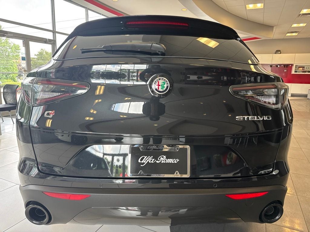 2026 Alfa Romeo Stelvio Sprint AWD