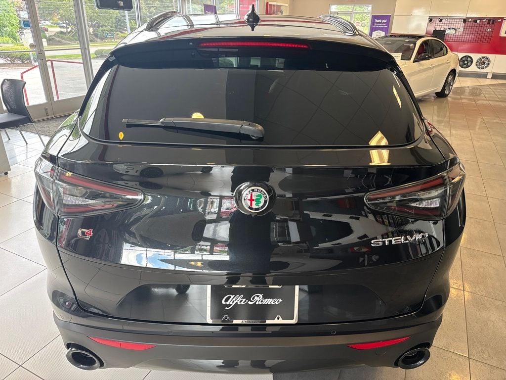 2026 Alfa Romeo Stelvio Sprint AWD