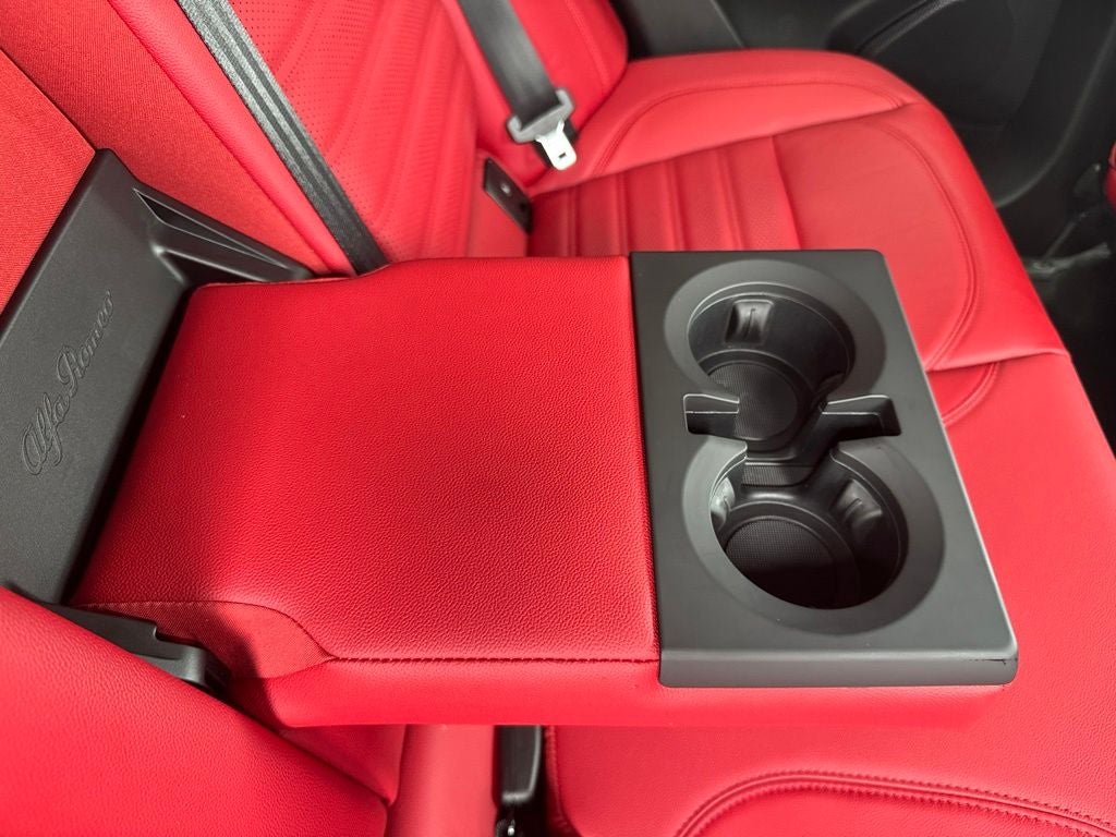 2026 Alfa Romeo Stelvio Sprint AWD