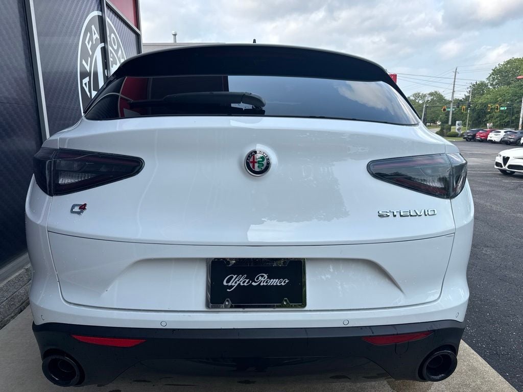 2026 Alfa Romeo Stelvio Sprint AWD