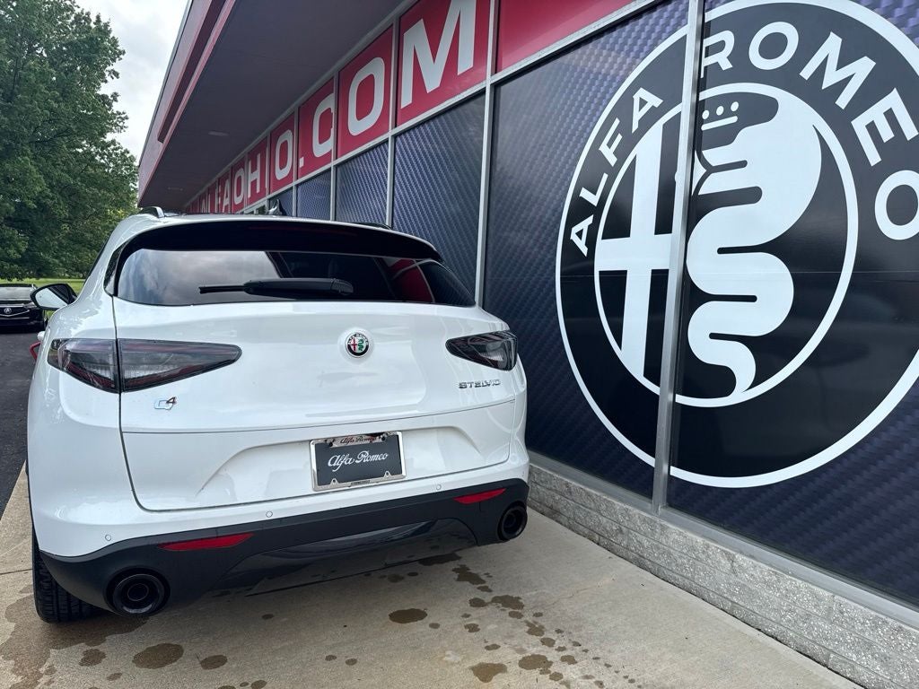 2026 Alfa Romeo Stelvio Sprint AWD