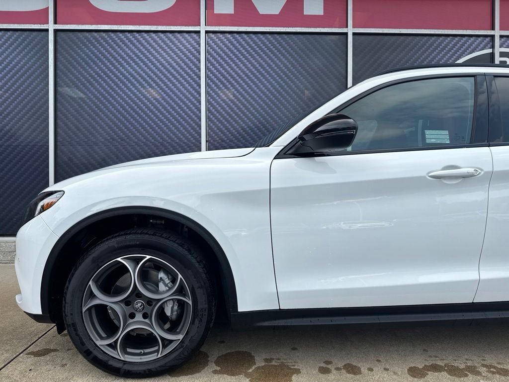 2026 Alfa Romeo Stelvio Sprint AWD