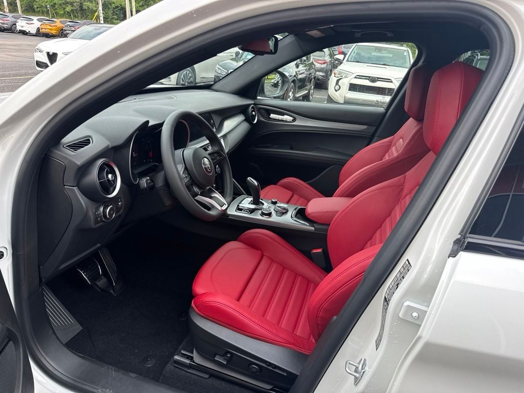 2026 Alfa Romeo Stelvio Sprint AWD