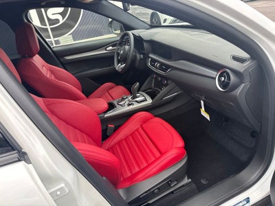 2026 Alfa Romeo Stelvio Sprint AWD