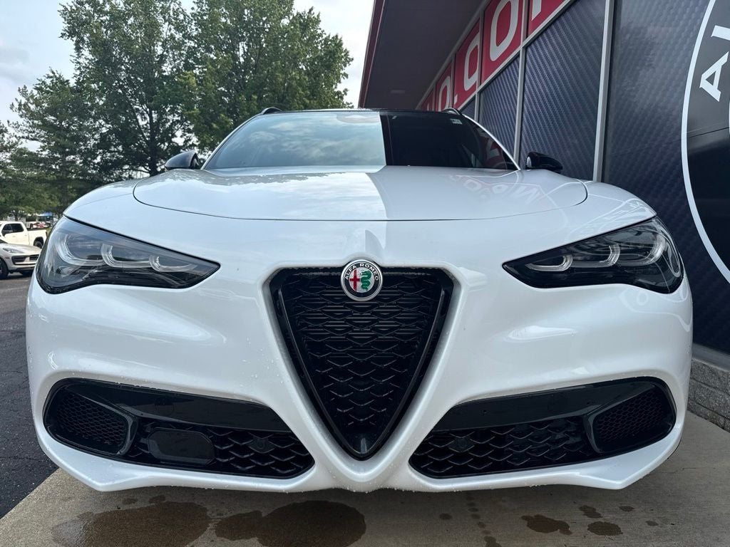 2026 Alfa Romeo Stelvio Sprint AWD