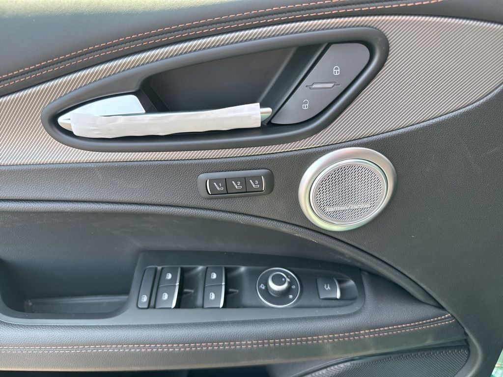 2025 Alfa Romeo Stelvio Intensa AWD
