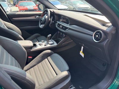 2025 Alfa Romeo Stelvio Intensa AWD