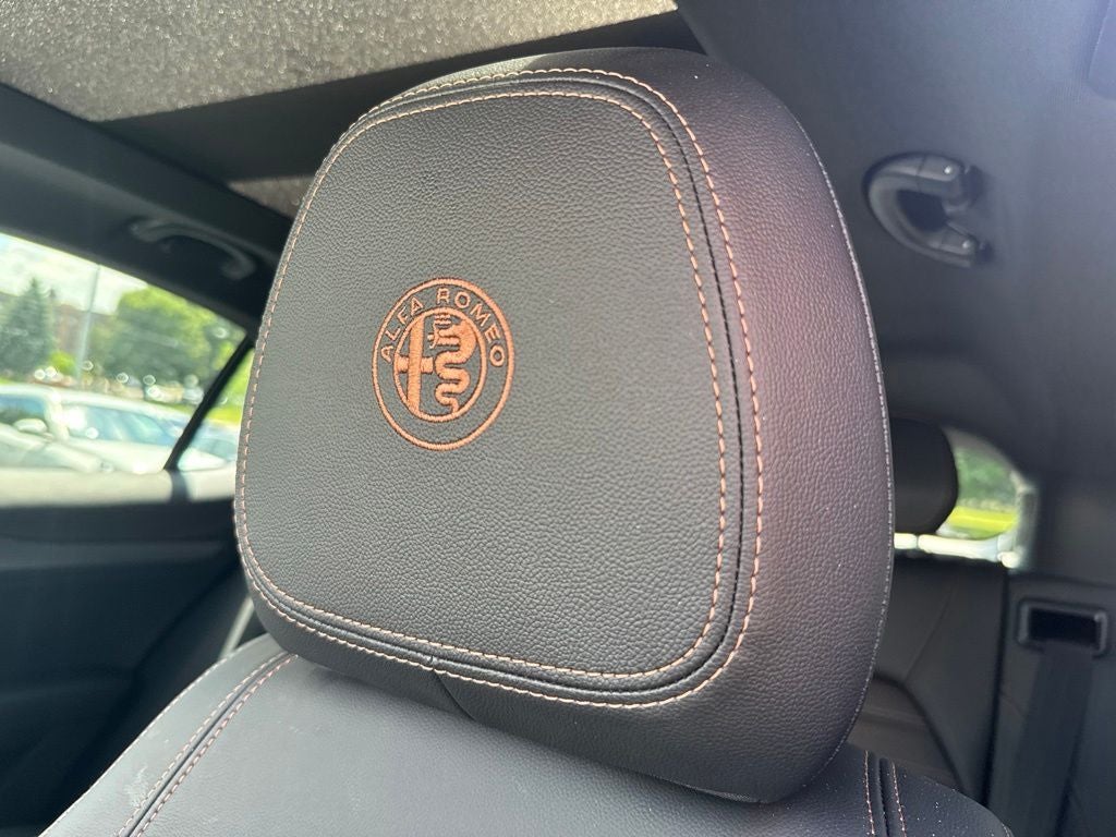 2025 Alfa Romeo Stelvio Intensa AWD
