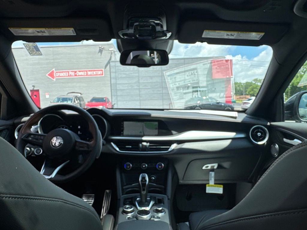 2025 Alfa Romeo Stelvio Intensa AWD