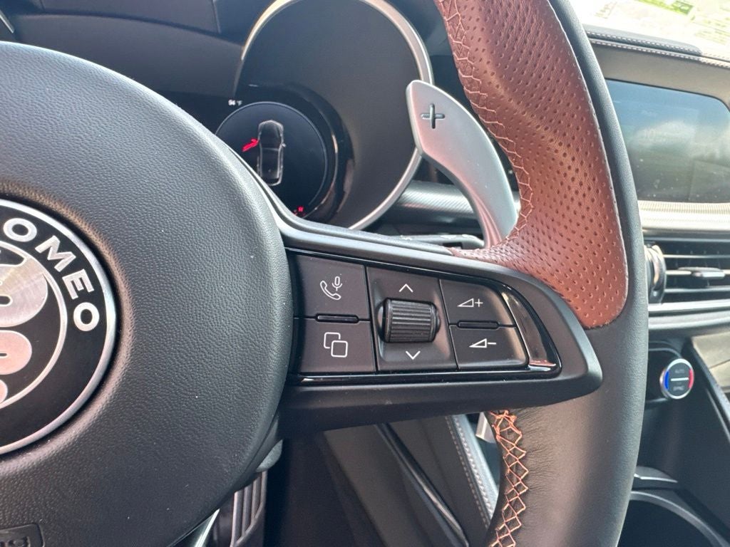 2025 Alfa Romeo Stelvio Intensa AWD