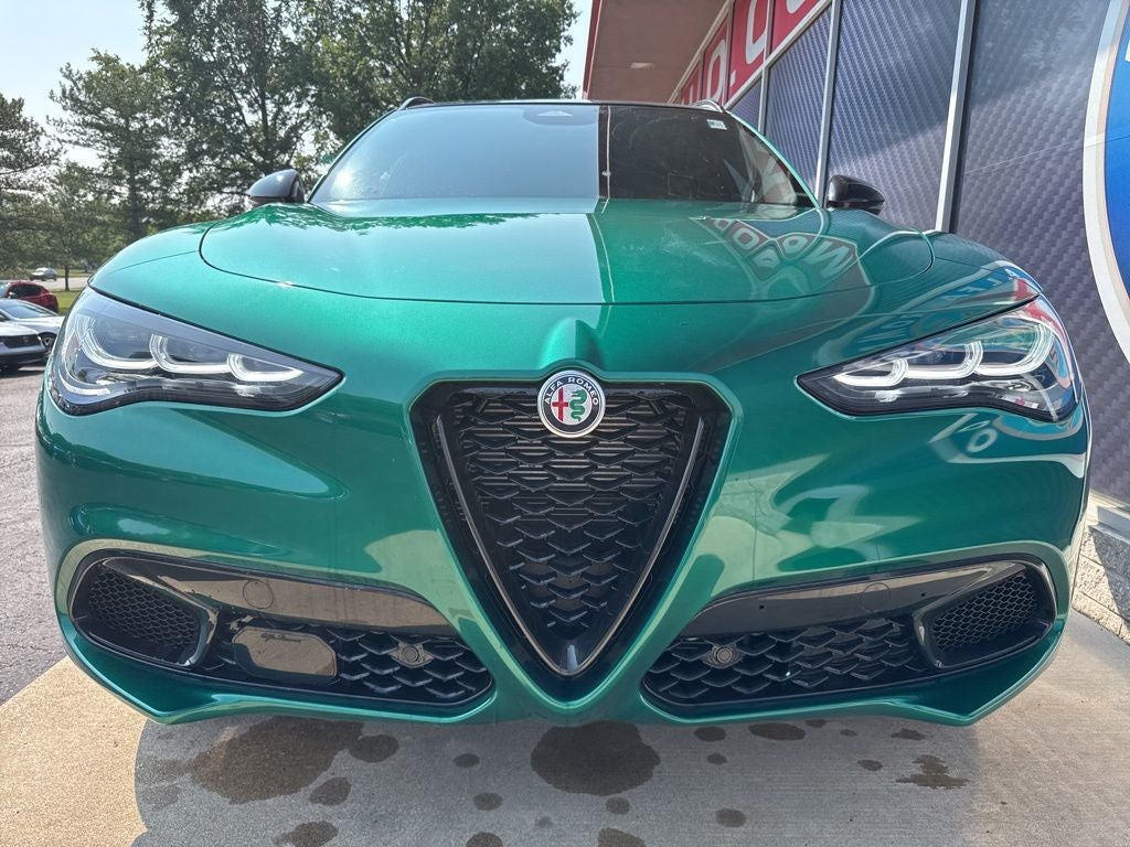 2025 Alfa Romeo Stelvio Intensa AWD