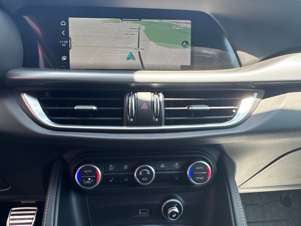 2025 Alfa Romeo Stelvio Intensa AWD