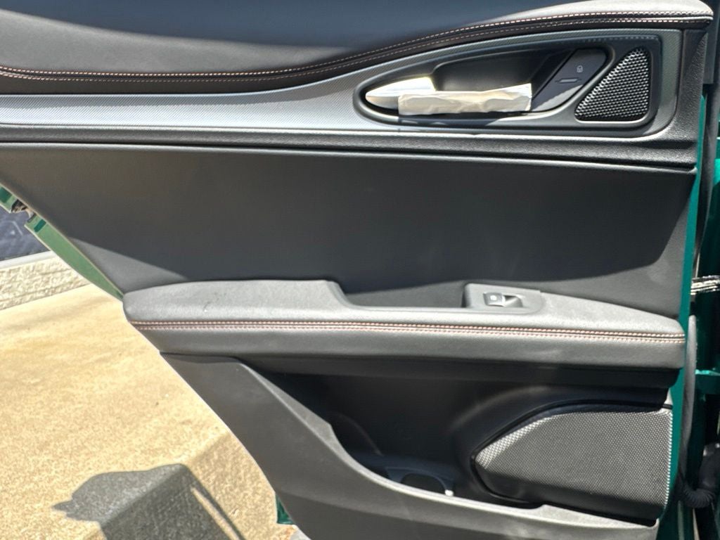 2025 Alfa Romeo Stelvio Intensa AWD