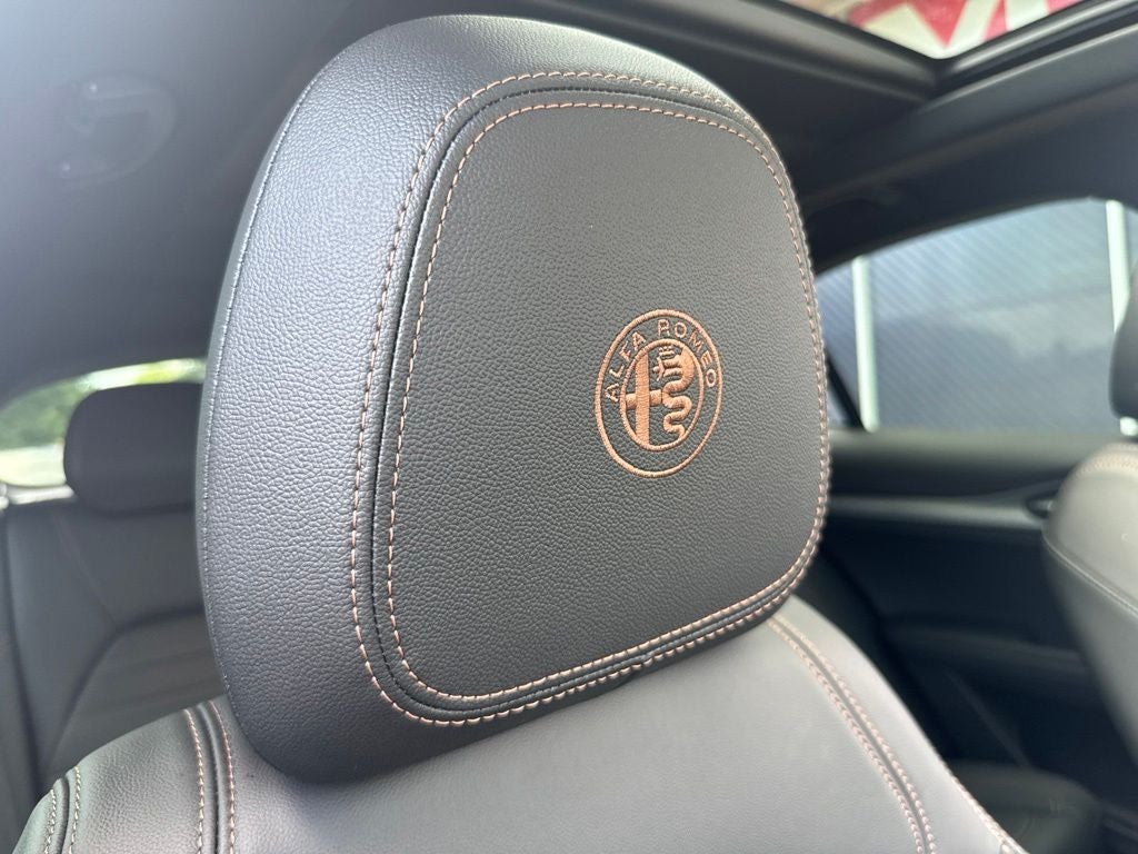 2025 Alfa Romeo Stelvio Intensa AWD