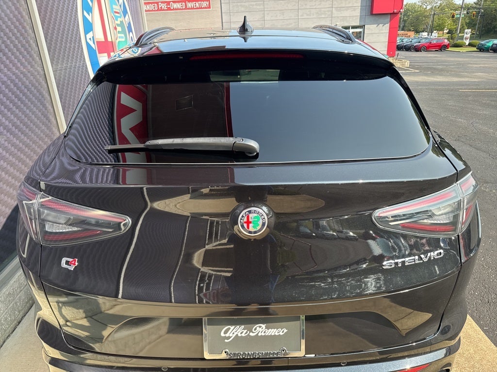 2025 Alfa Romeo Stelvio Intensa AWD