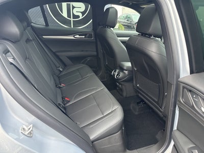 2025 Alfa Romeo Stelvio AWD