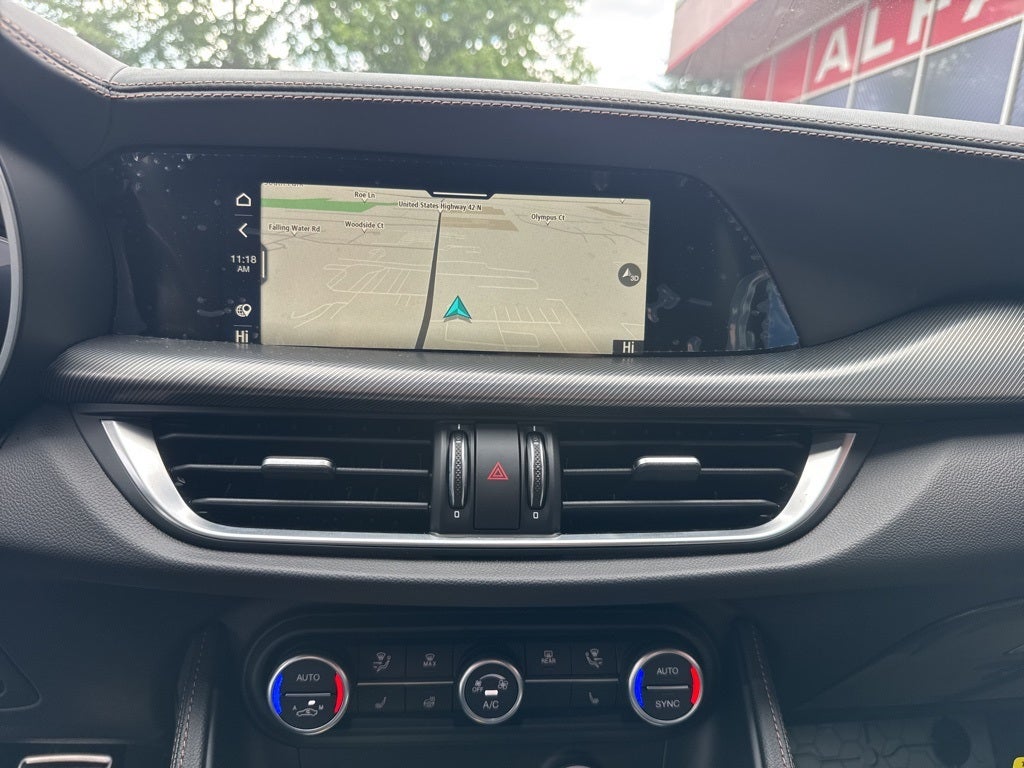 2025 Alfa Romeo Stelvio Intensa AWD