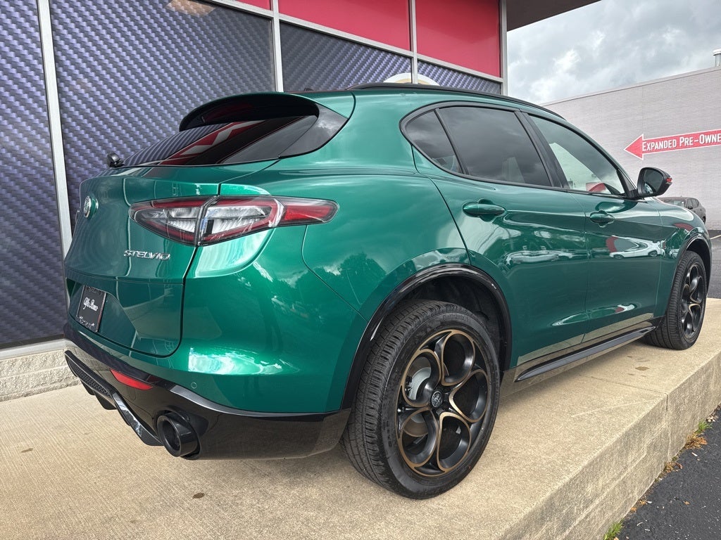 2025 Alfa Romeo Stelvio Intensa AWD