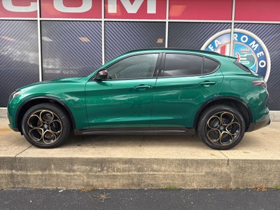 2025 Alfa Romeo Stelvio Intensa AWD