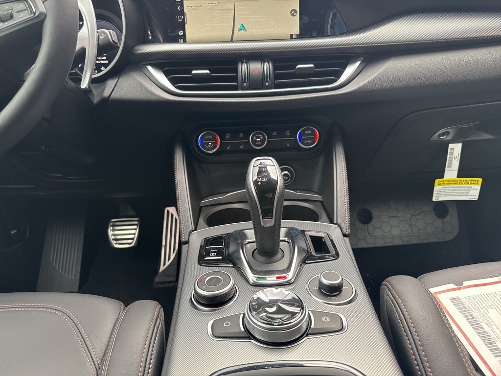 2025 Alfa Romeo Stelvio Intensa AWD