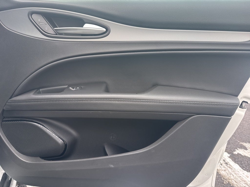 2025 Alfa Romeo Stelvio AWD