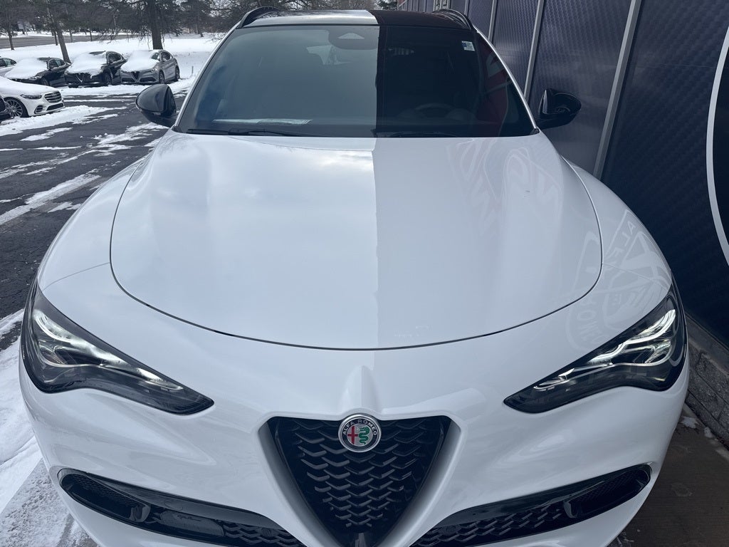 2025 Alfa Romeo Stelvio AWD