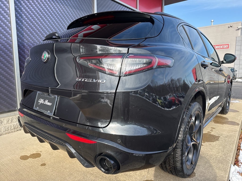 2025 Alfa Romeo Stelvio Intensa AWD