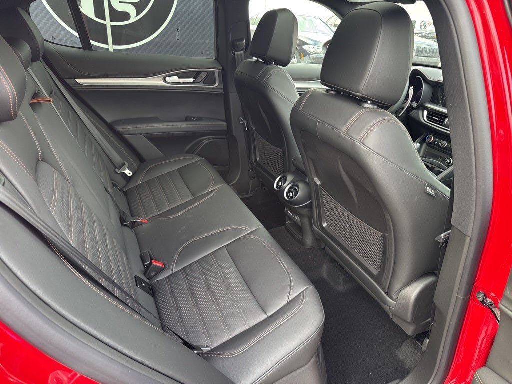 2025 Alfa Romeo Stelvio Intensa AWD