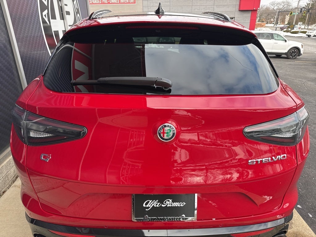 2025 Alfa Romeo Stelvio Intensa AWD