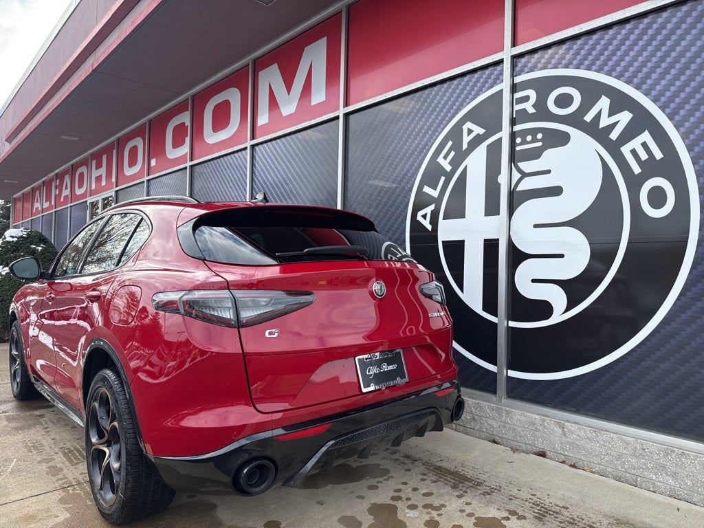 2025 Alfa Romeo Stelvio Intensa AWD