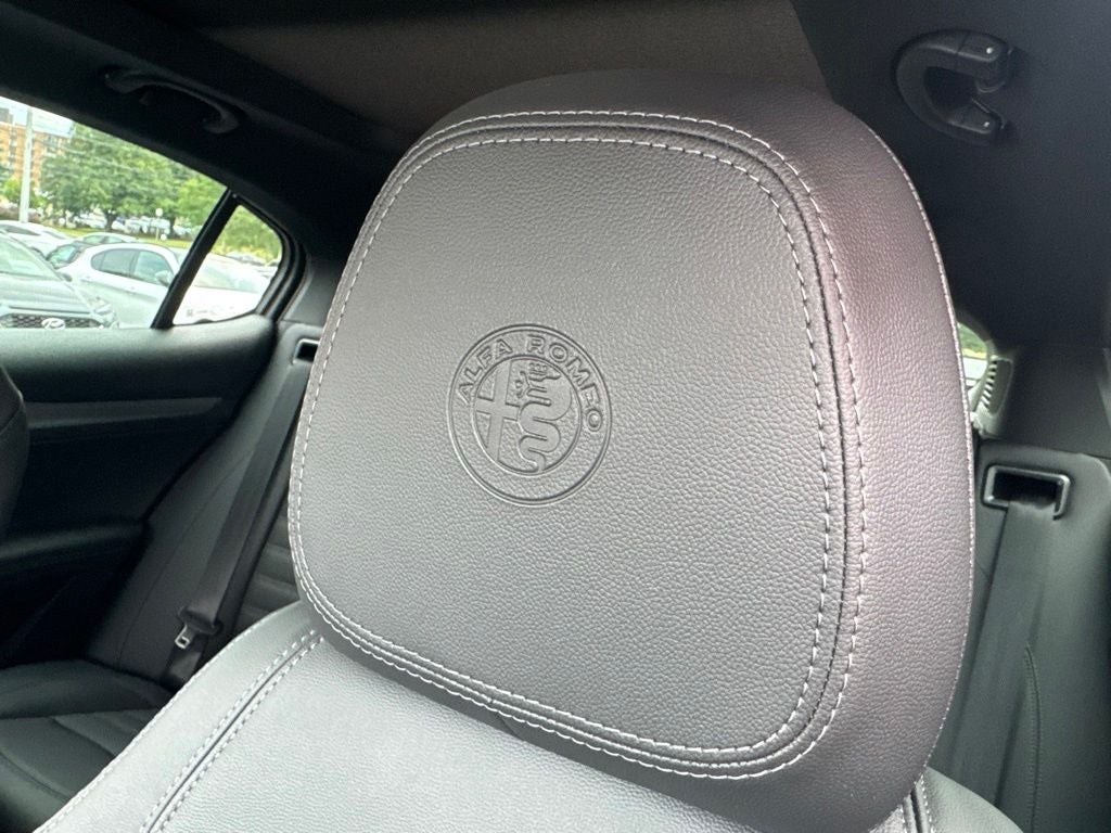 2026 Alfa Romeo Stelvio Base AWD