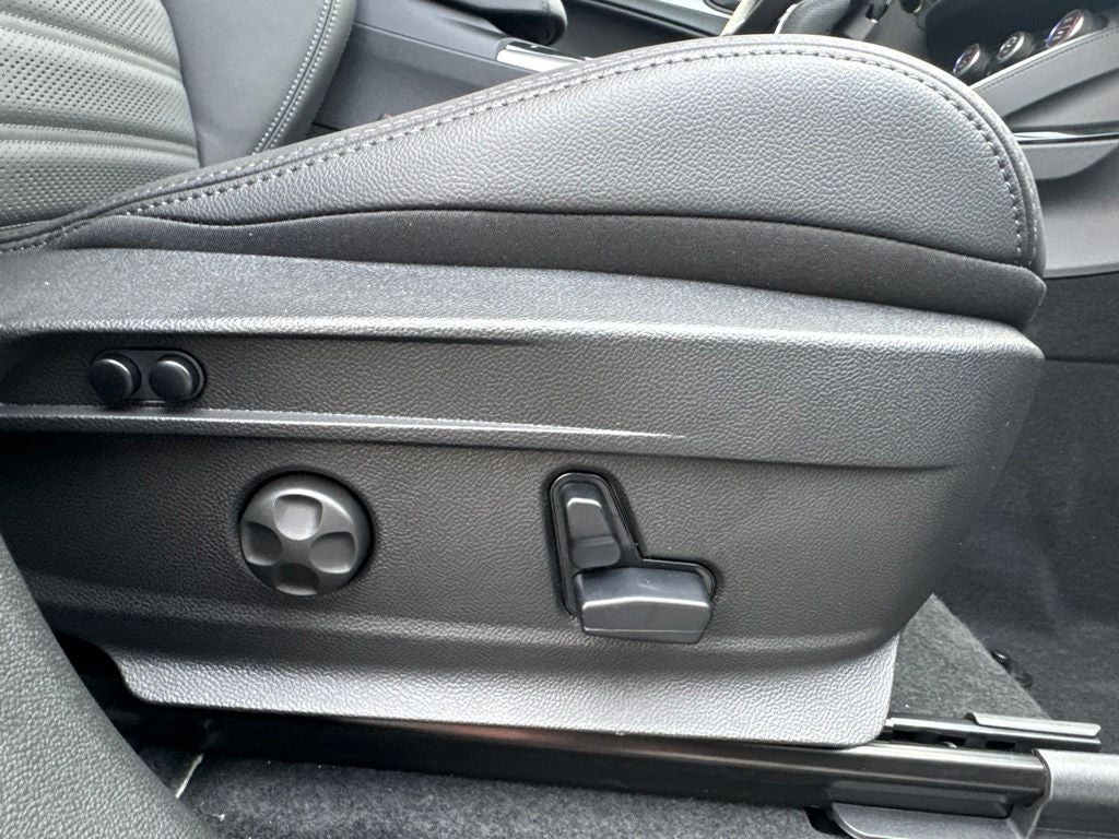 2026 Alfa Romeo Stelvio Base AWD