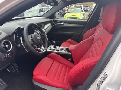 2025 Alfa Romeo Stelvio Veloce AWD